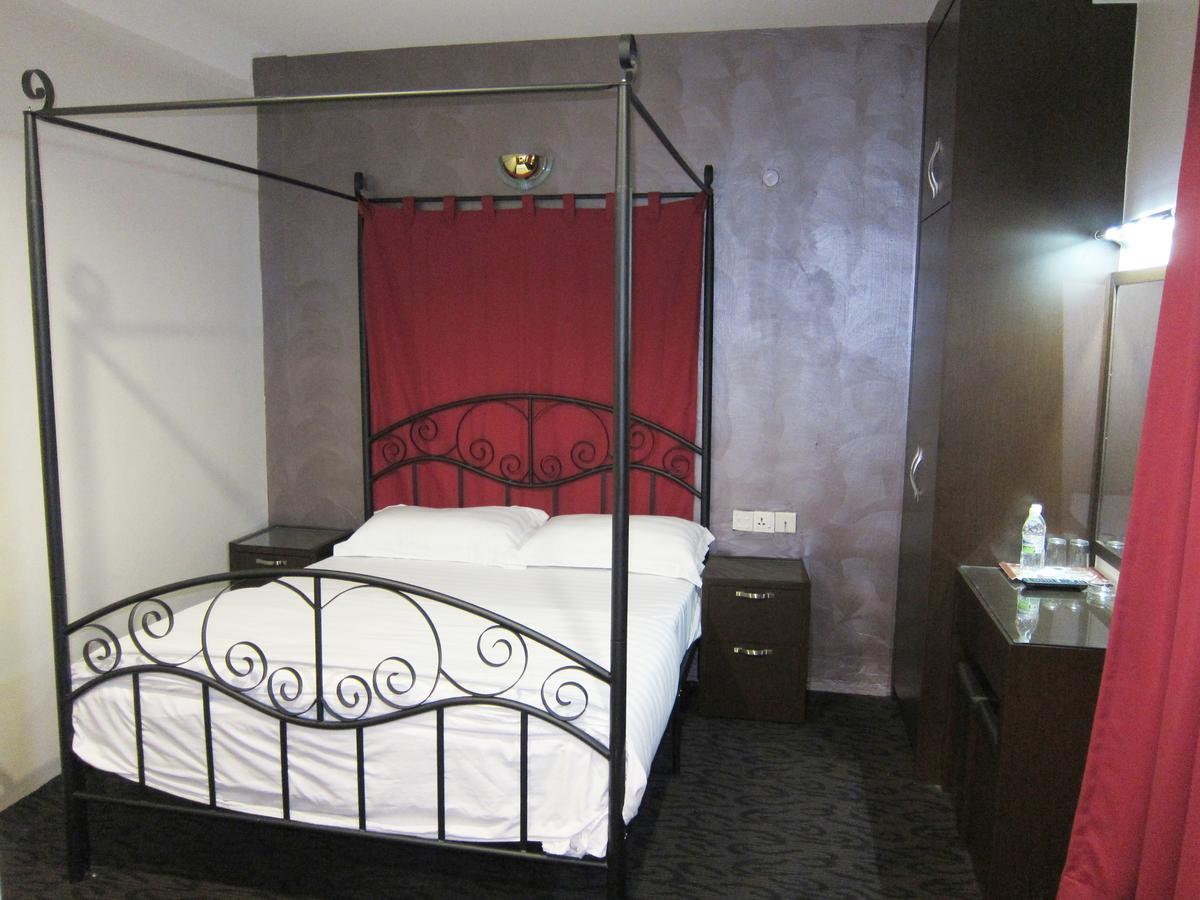 Oriental Inn Kuching Eksteriør billede