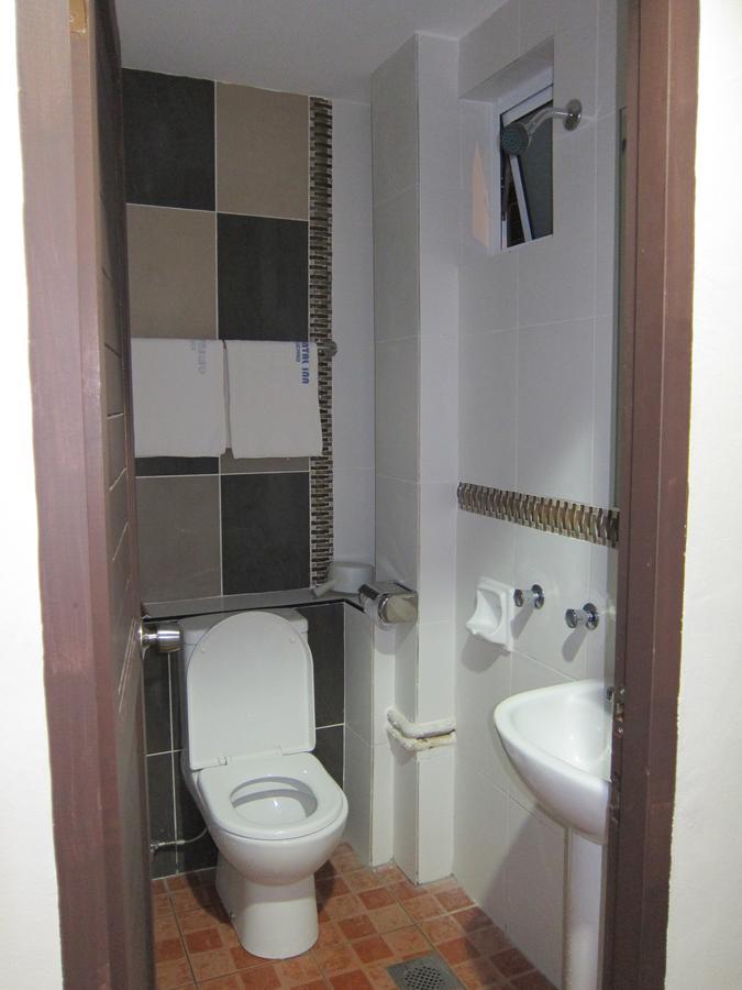 Oriental Inn Kuching Eksteriør billede