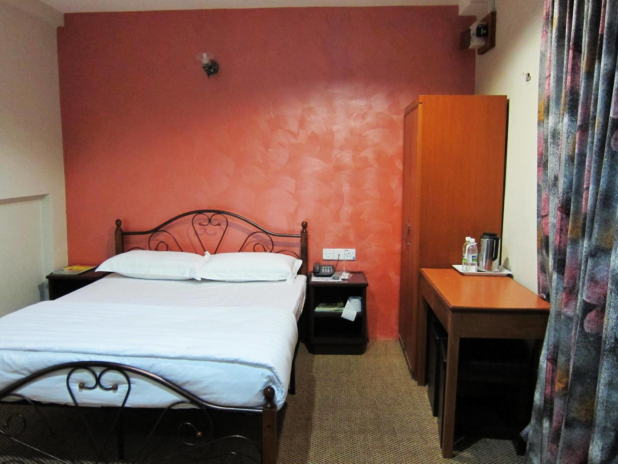 Oriental Inn Kuching Eksteriør billede
