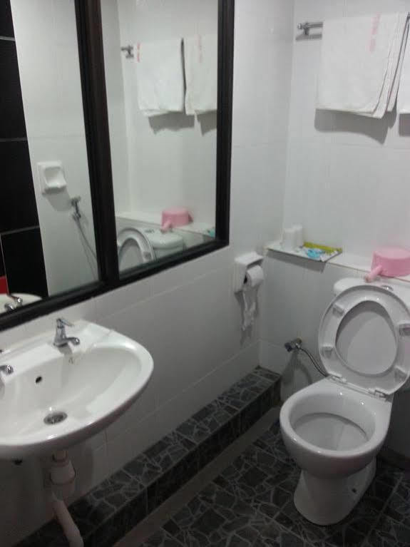 Oriental Inn Kuching Eksteriør billede