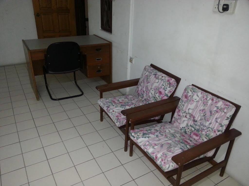 Oriental Inn Kuching Eksteriør billede