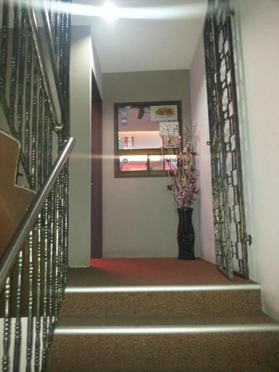Oriental Inn Kuching Eksteriør billede